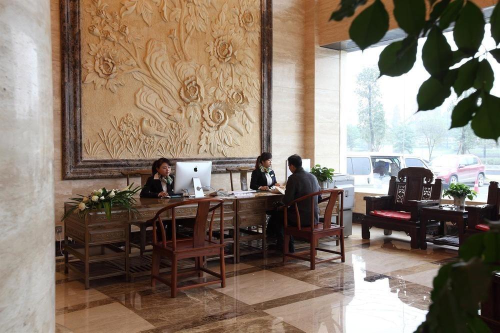 Chengdu Bai Gang International Hotel Exterior foto